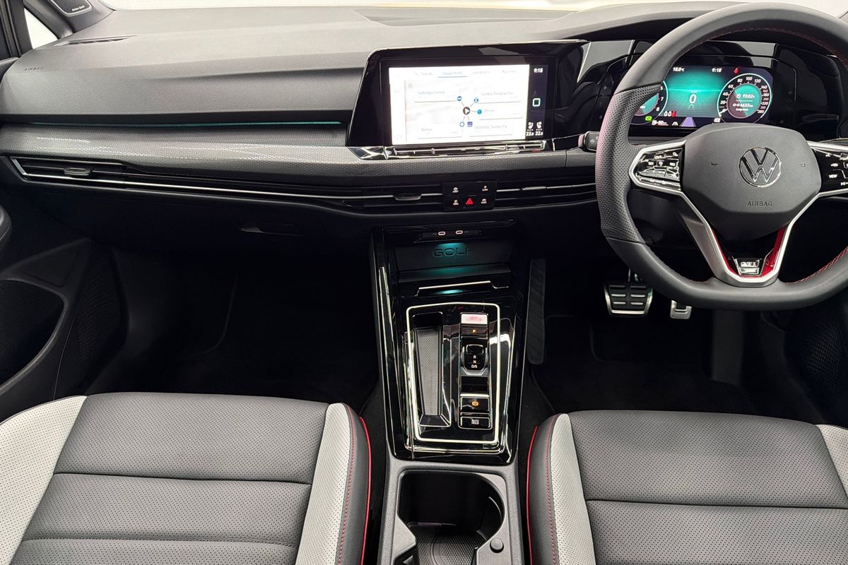2024 Volkswagen Golf GTI 8