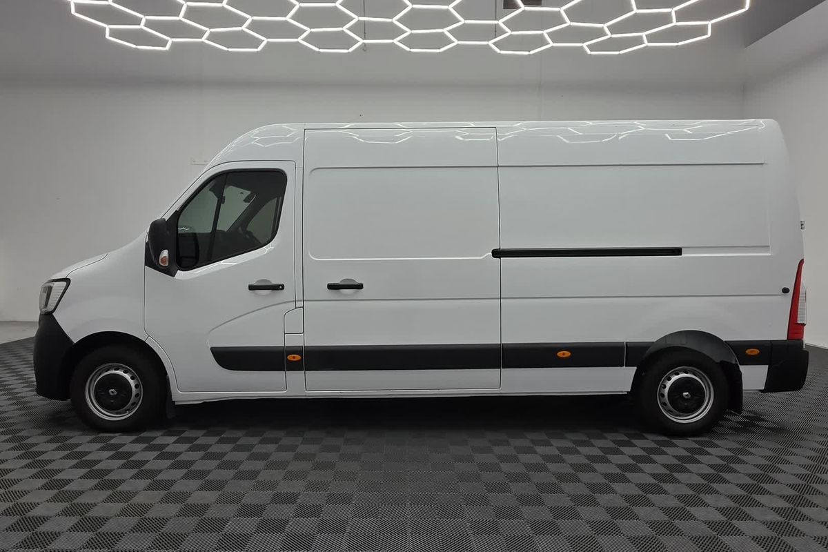 2020 Renault Master Pro 110kW X62 Phase 2 SWB Low Roof