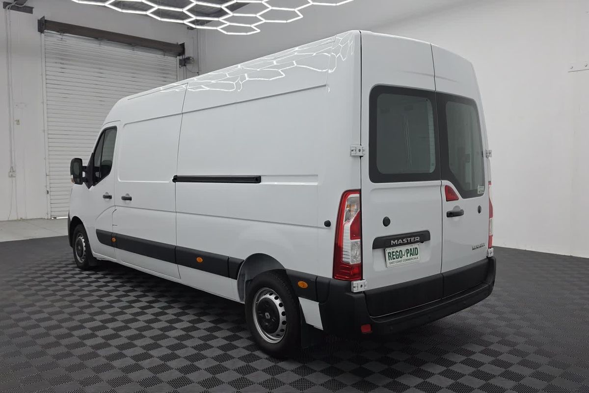 2020 Renault Master Pro 110kW X62 Phase 2 SWB Low Roof