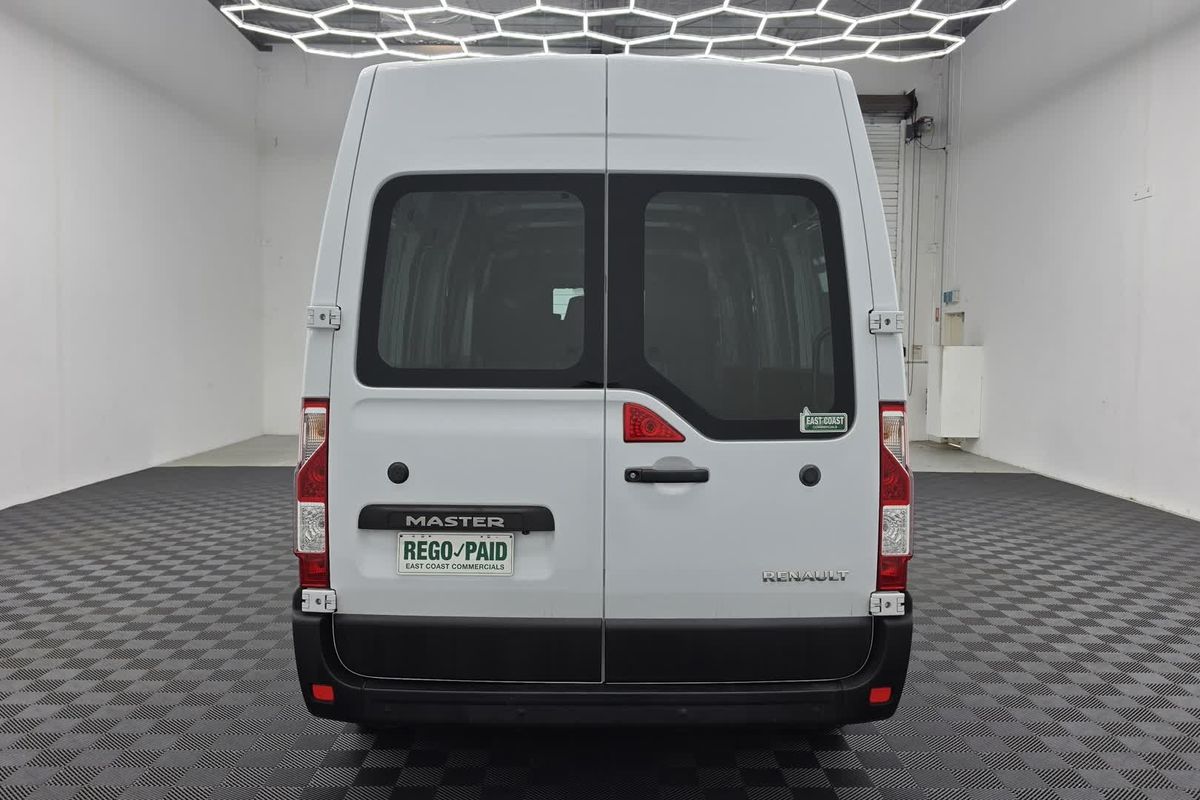 2020 Renault Master Pro 110kW X62 Phase 2 SWB Low Roof