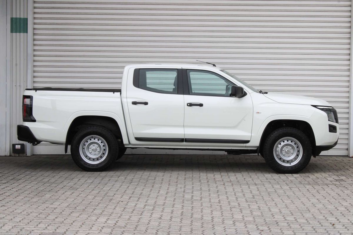 2025 Nissan Navara SL D23 4X4