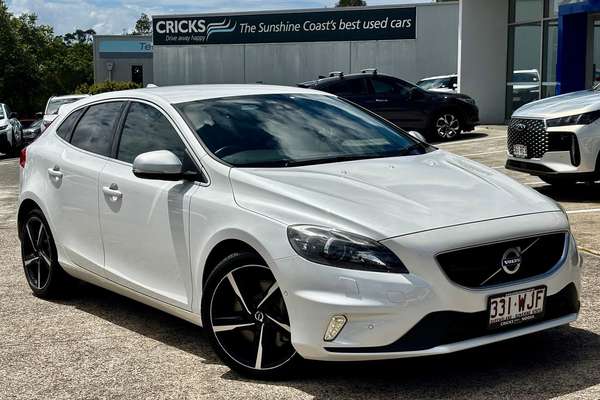 2015 Volvo V40 T5 R-Design
