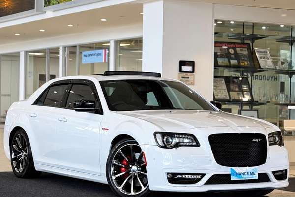 2017 Chrysler 300 SRT Hyperblack LX