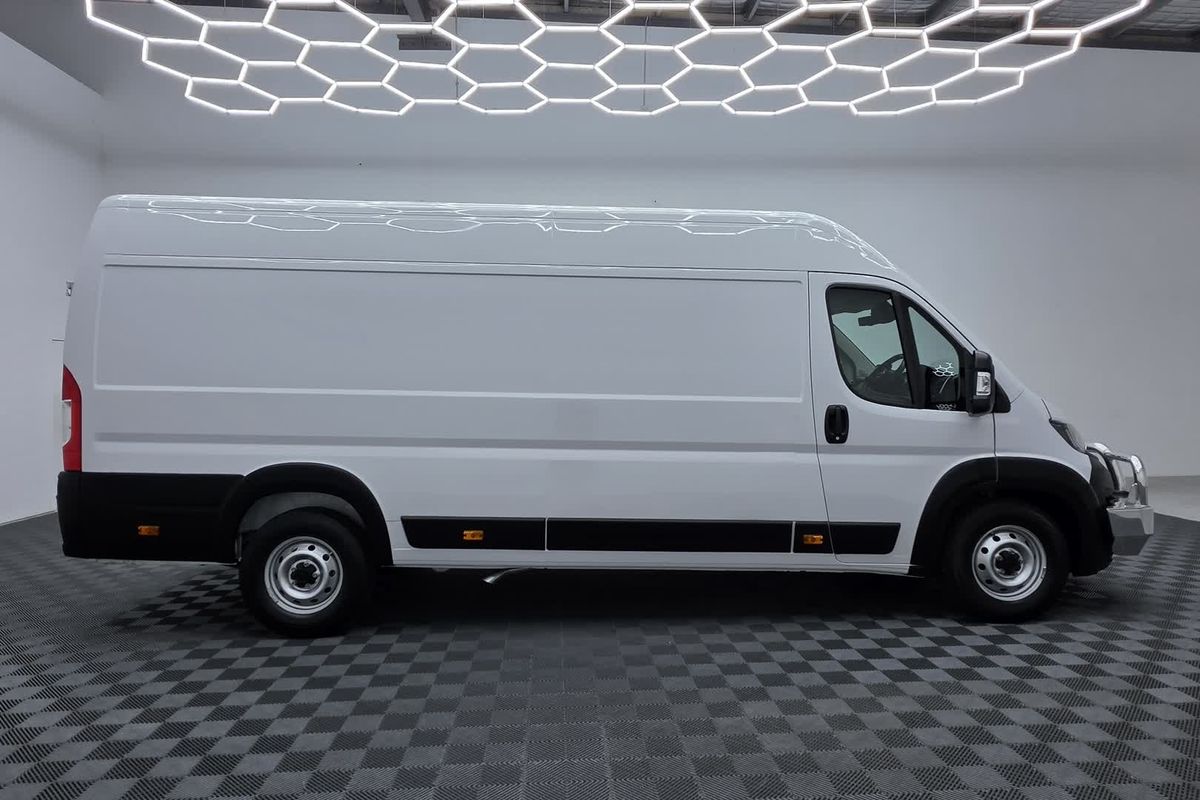 2022 Fiat Ducato Series 8 ELWB Mid Roof