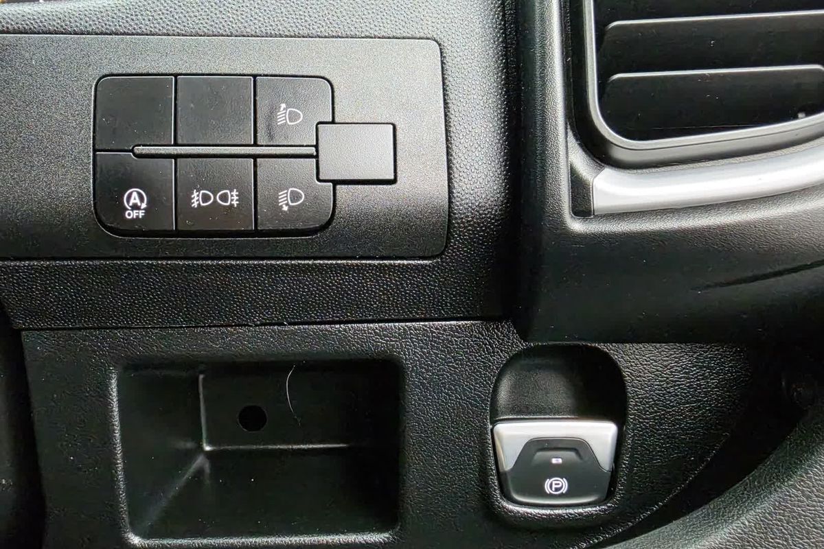 2022 Fiat Ducato Series 8 ELWB Mid Roof