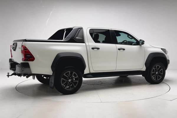 2024 Toyota Hilux Rogue 48V GUN126R 4X4 thumb-3