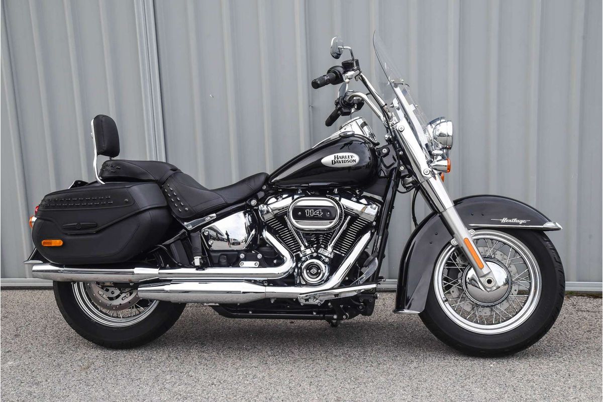 2023 Harley-Davidson Heritage Classic 114 (FLHCS)