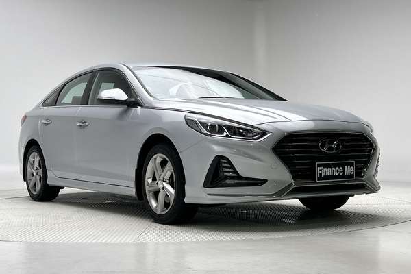 2017 Hyundai Sonata Active LF4 thumb-0