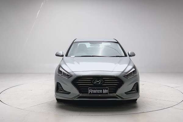 2017 Hyundai Sonata Active LF4 thumb-2