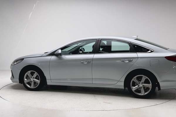 2017 Hyundai Sonata Active LF4 thumb-5