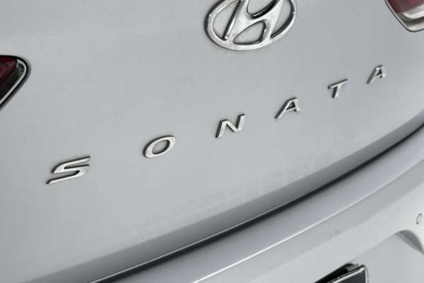 2017 Hyundai Sonata Active LF4 thumb-21