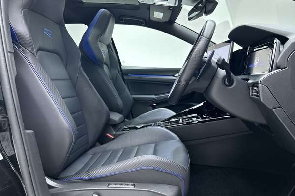 2025 Volkswagen Golf R 8.5 thumb-12