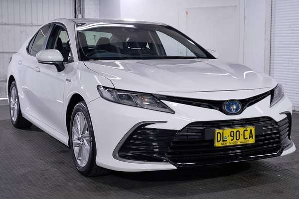 2024 Toyota Camry Ascent AXVH70R