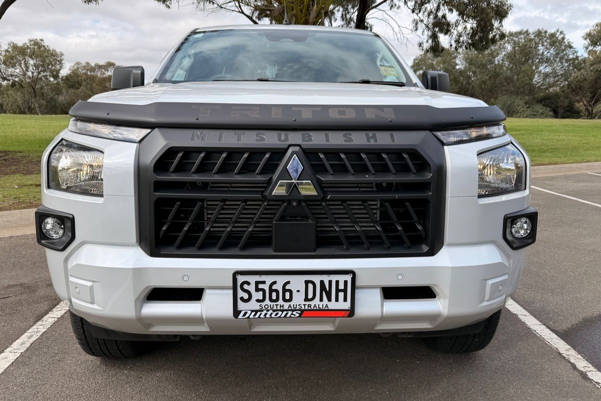 2025 Mitsubishi Triton GLX-R MV 4X4