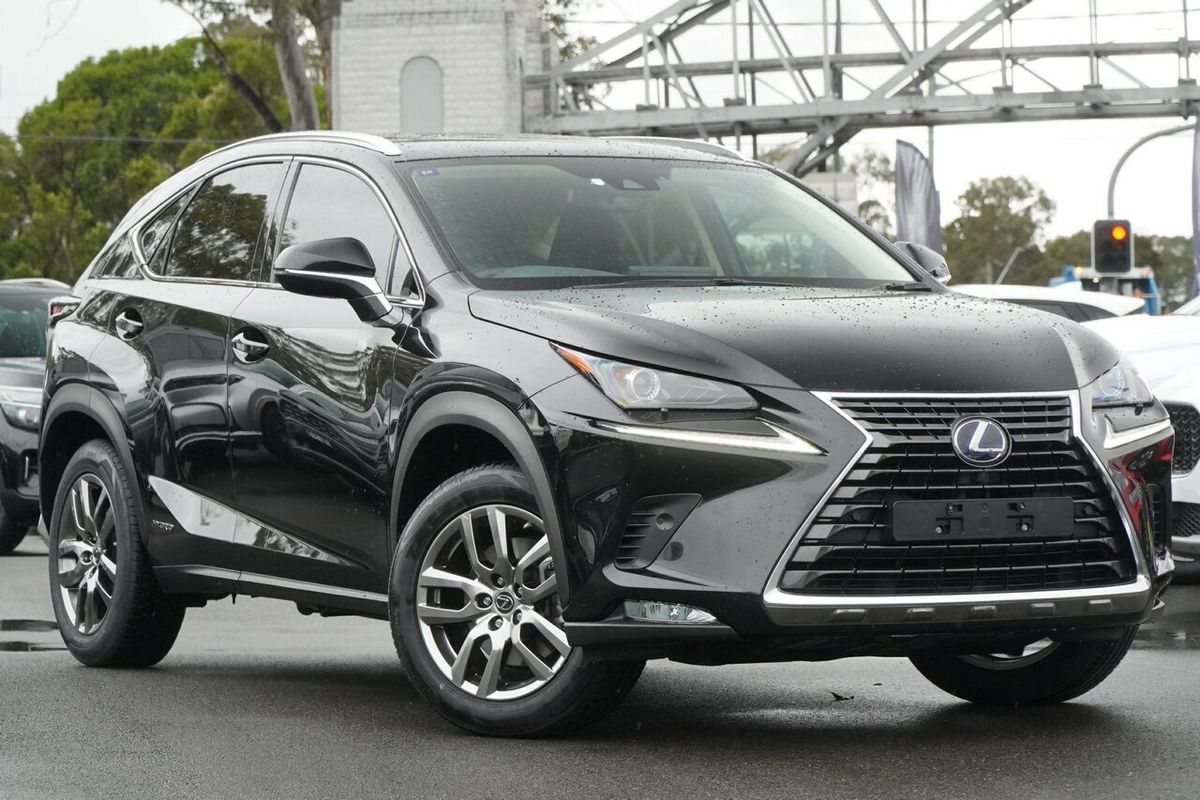 2020 Lexus NX NX300h Luxury AYZ10R