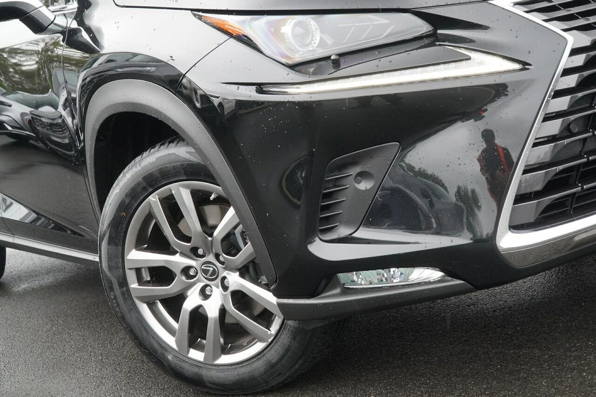 2020 Lexus NX NX300h Luxury AYZ10R