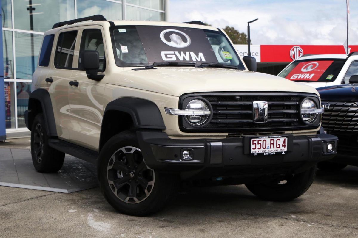 2026 GWM Tank 300 Lux Hi4-T PHEV P01