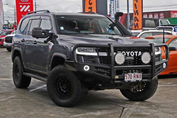 2023 Toyota Landcruiser GR Sport FJA300R