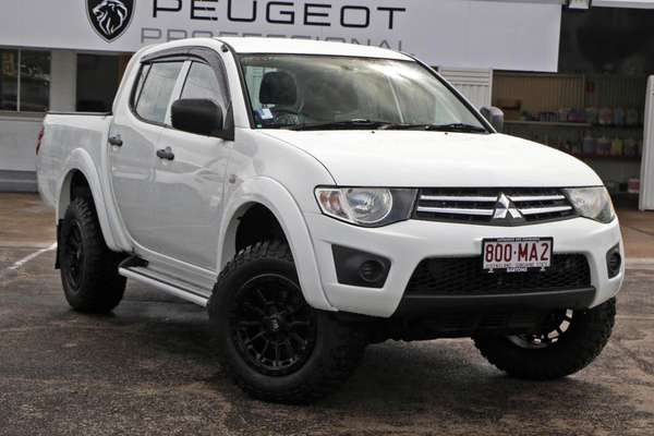 2014 Mitsubishi Triton GLX MN 4X4