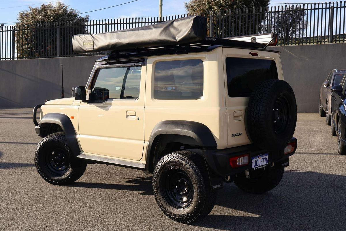2023 Suzuki Jimny GLX GJ