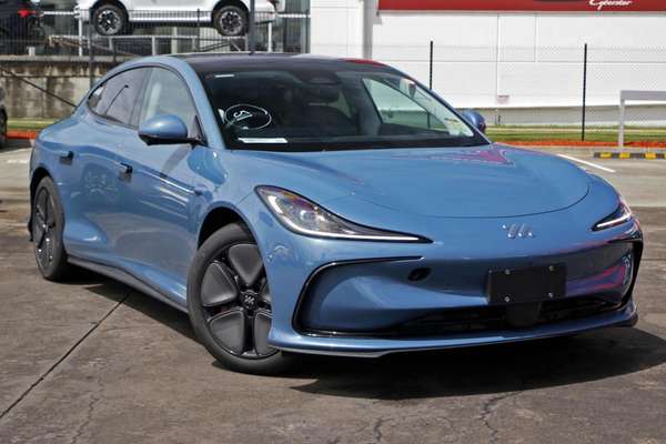 2026 MG IM5 Premium P12L