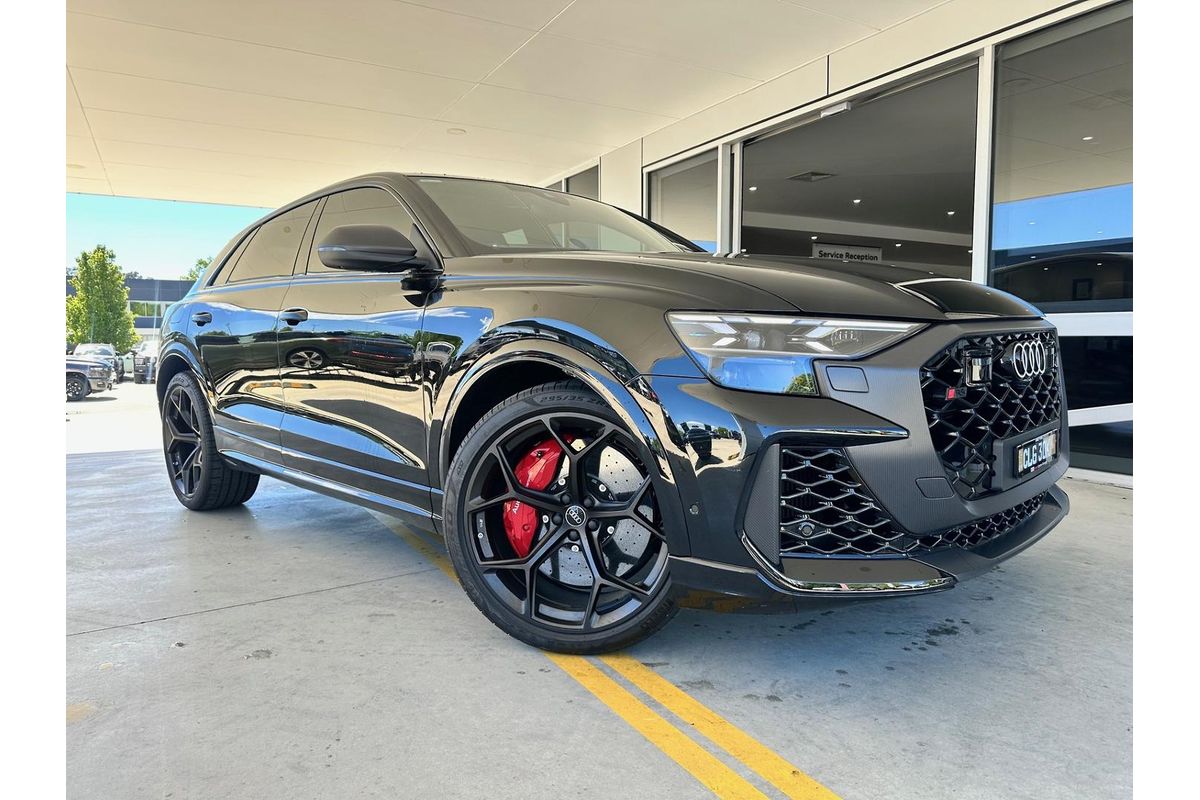 2026 Audi RS Q8 TFSI performance F1