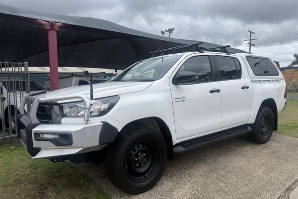 2020 Toyota Hilux SR GUN126R 4X4