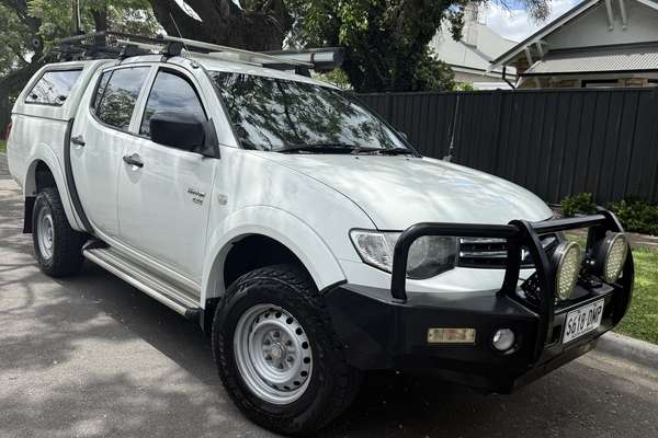 2011 Mitsubishi Triton GLX MN 4X4