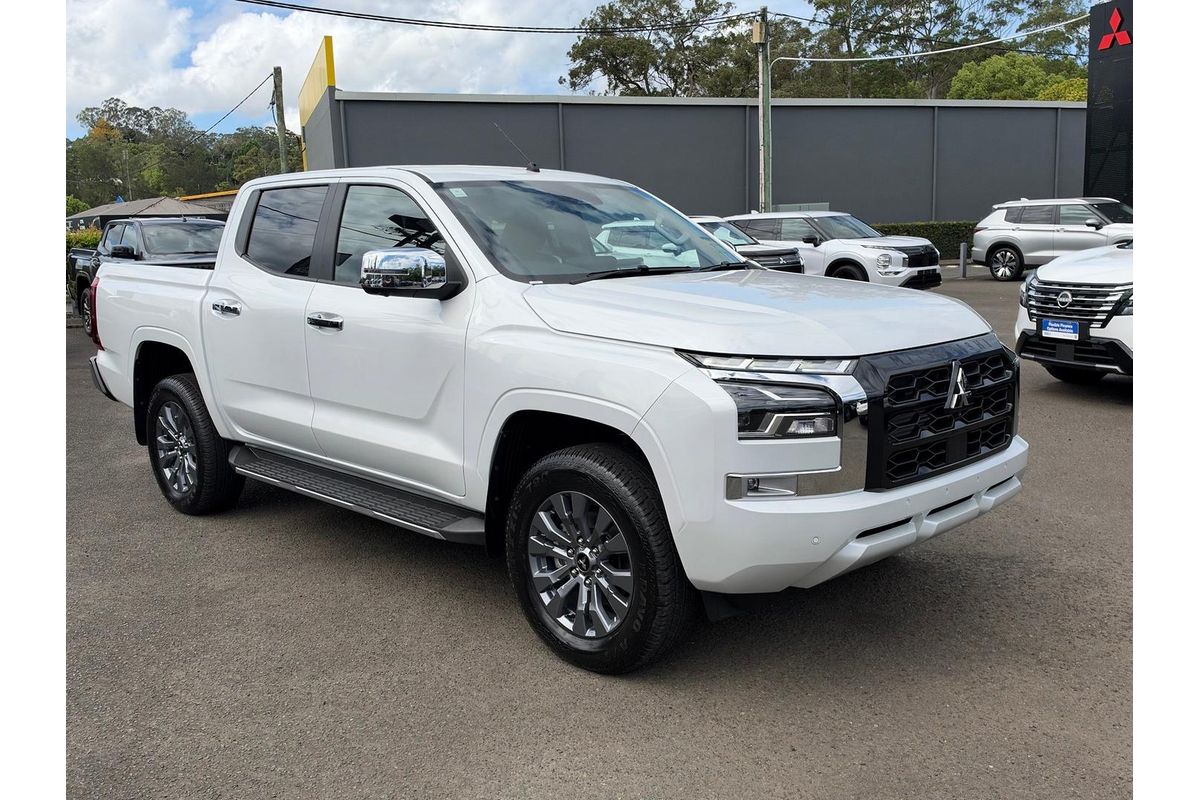 2025 Mitsubishi Triton GLS MV 4X4