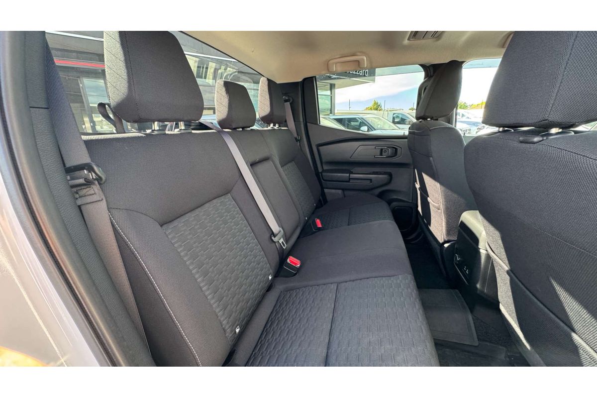 2025 Mitsubishi Triton GLX-R MV 4X4 image 19