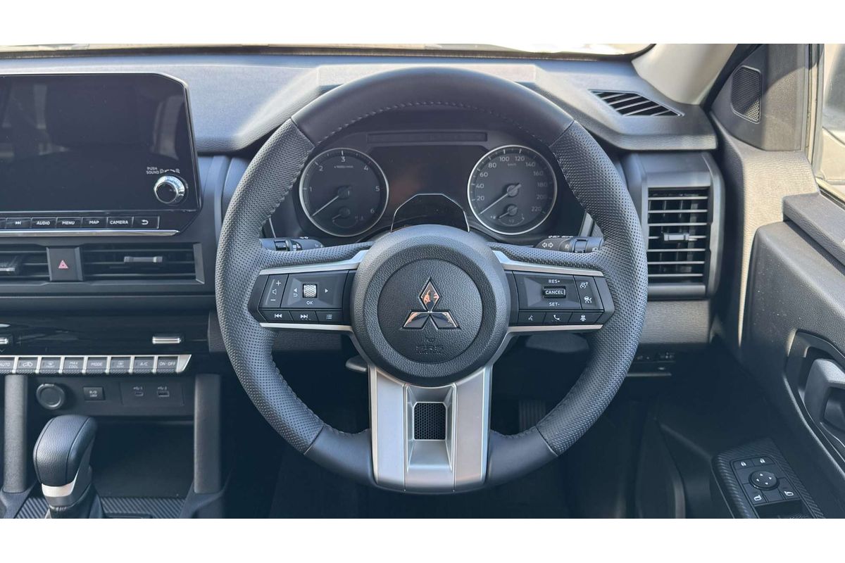 2025 Mitsubishi Triton GLX-R MV 4X4 image 24