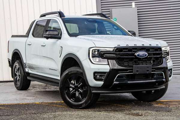 2025 Ford Ranger PHEV Stormtrak 4X4 2.3L
