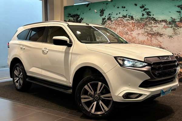 2024 Isuzu MU-X LS-T