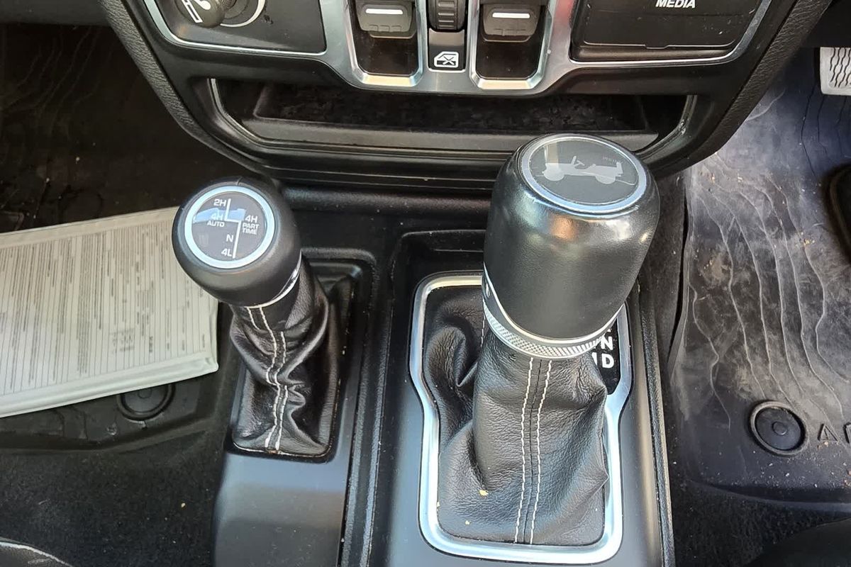 2022 Jeep Wrangler OVERLAND (4x4) JL MY22