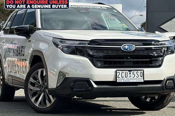 2025 Subaru Forester Hybrid Touring S6