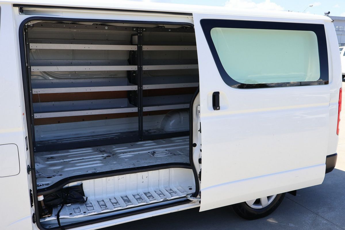 2018 Toyota Hiace KDH201R LWB