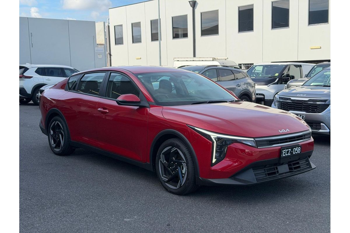 2025 Kia K4 Sport+ CL4m