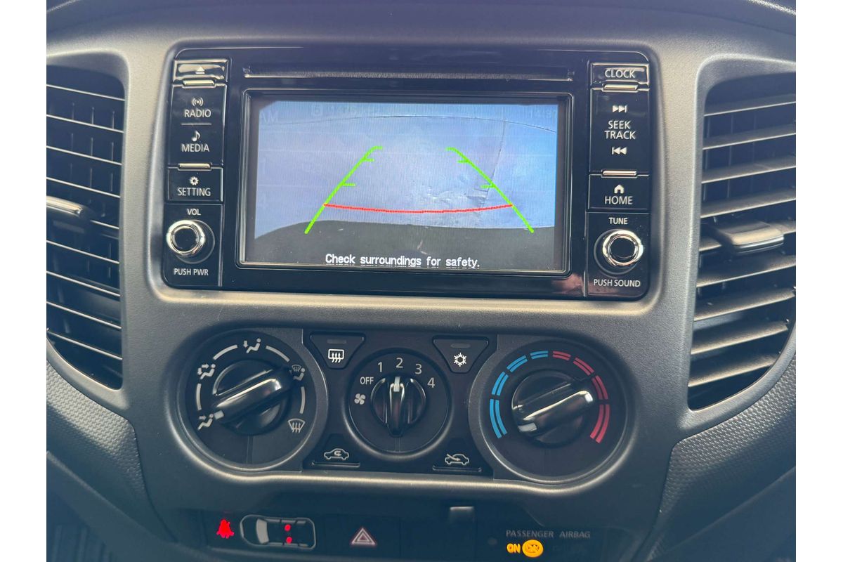 2020 Mitsubishi Triton GLX ADAS MR 4X4 image 14