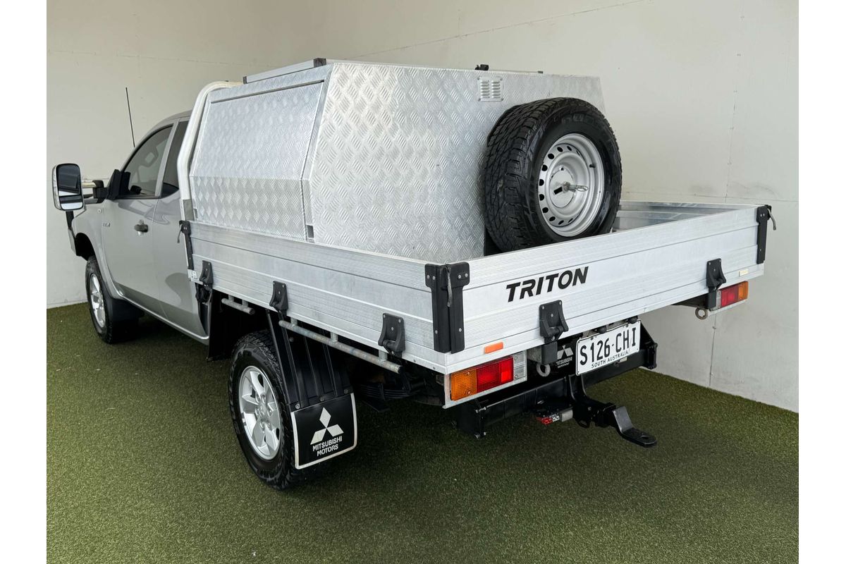 2020 Mitsubishi Triton GLX ADAS MR 4X4 image 17