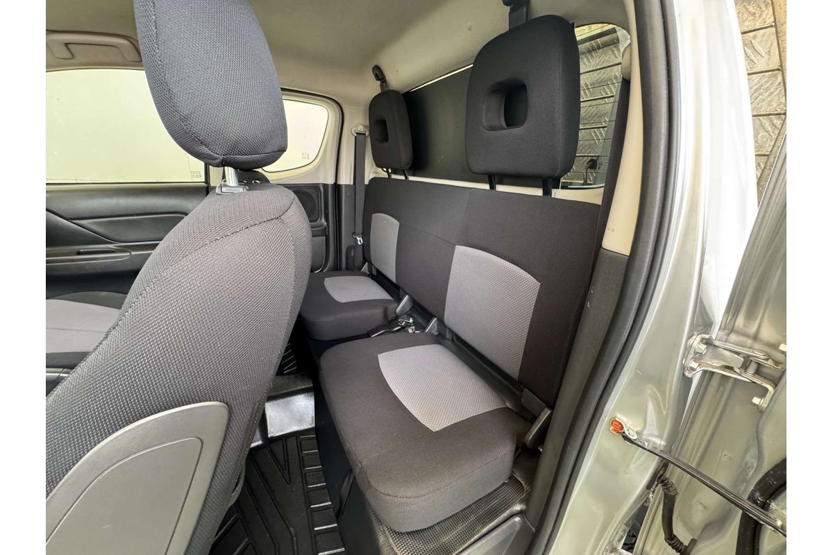 2020 Mitsubishi Triton GLX ADAS MR 4X4 image 22
