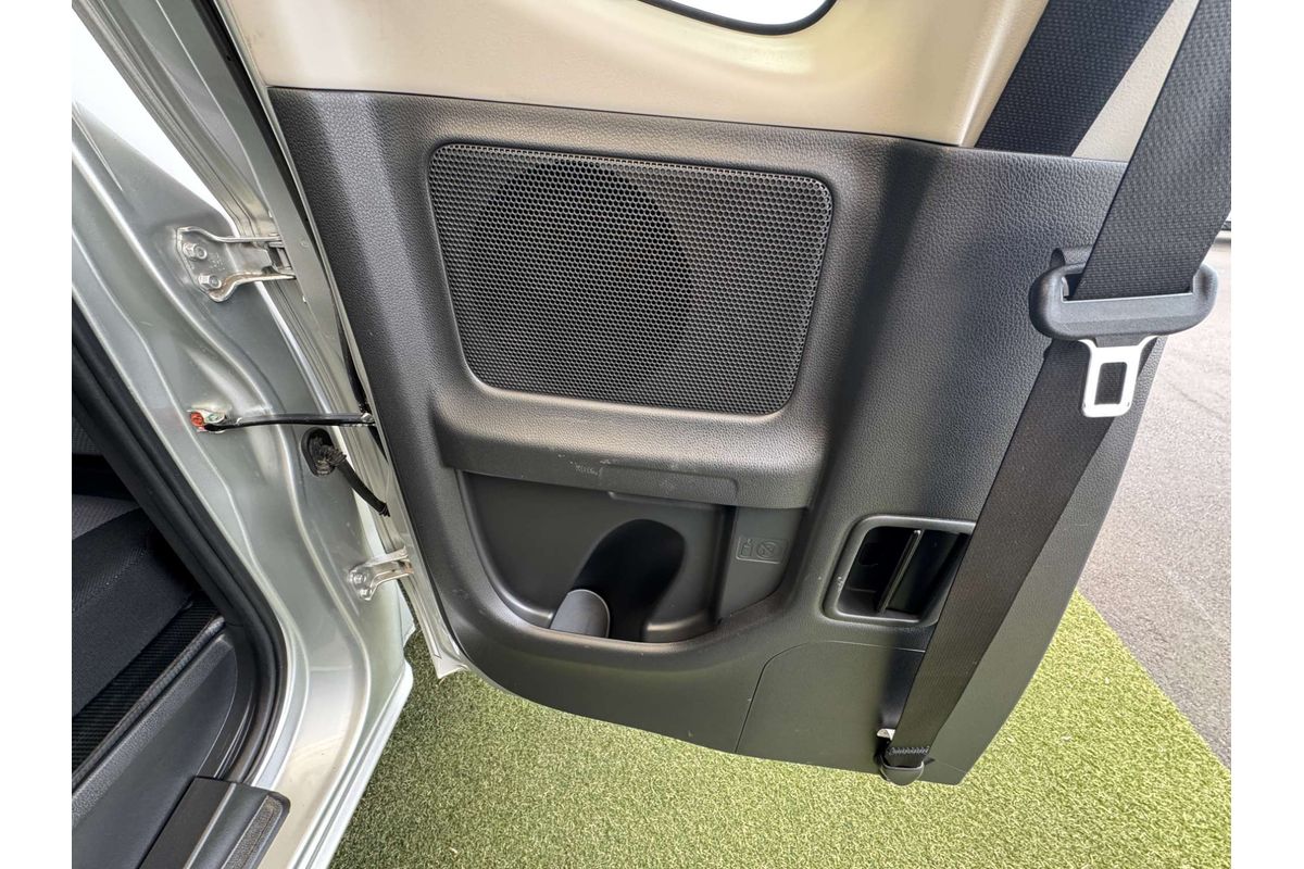 2020 Mitsubishi Triton GLX ADAS MR 4X4 image 24