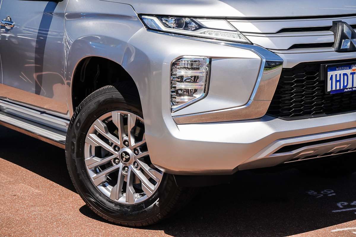 2020 Mitsubishi Pajero Sport GLX QF