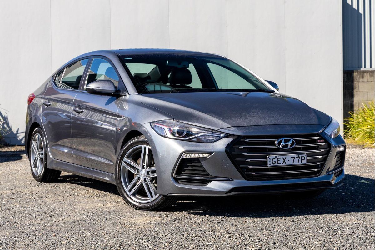 2017 Hyundai Elantra SR Turbo AD
