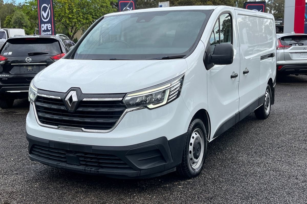 2023 Renault Trafic Pro X82 SWB Low Roof