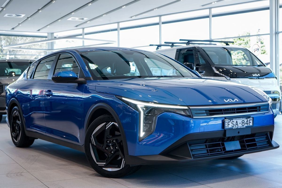 2025 Kia K4 Sport CL4m