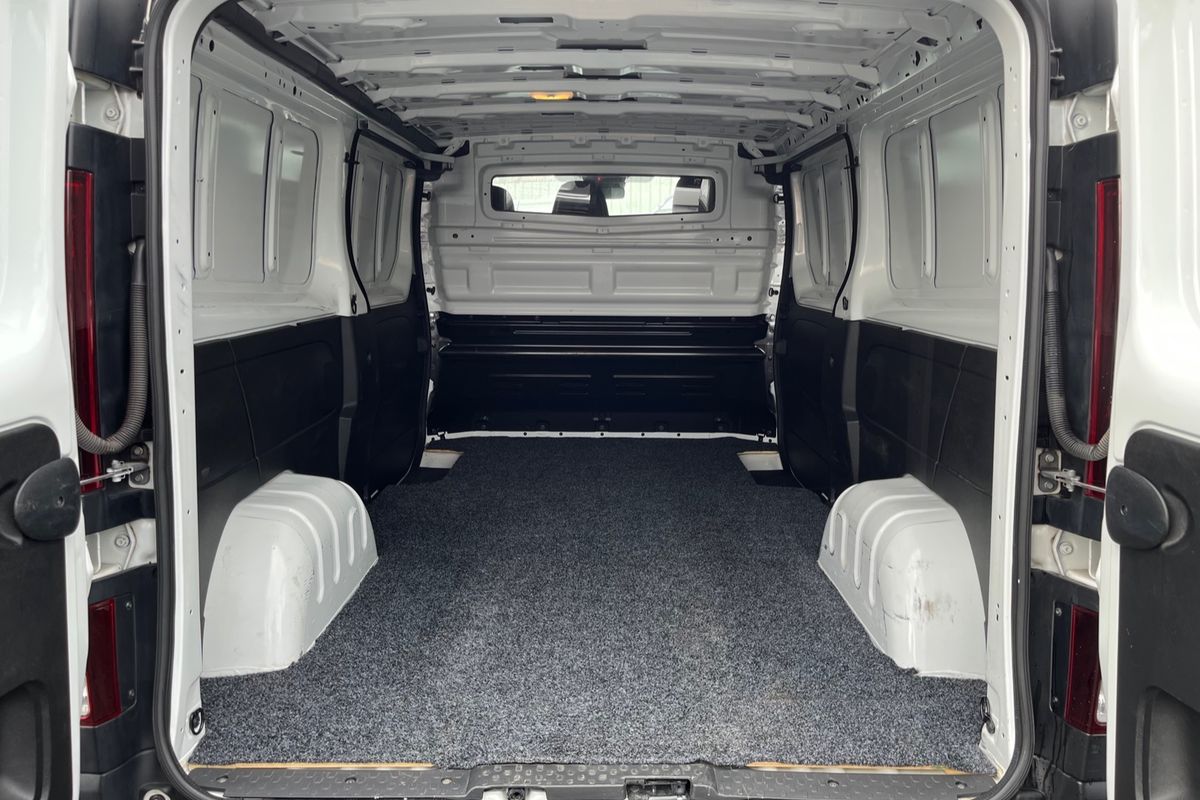 2023 Renault Trafic Pro X82 SWB Low Roof