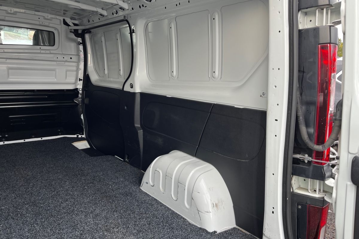 2023 Renault Trafic Pro X82 SWB Low Roof