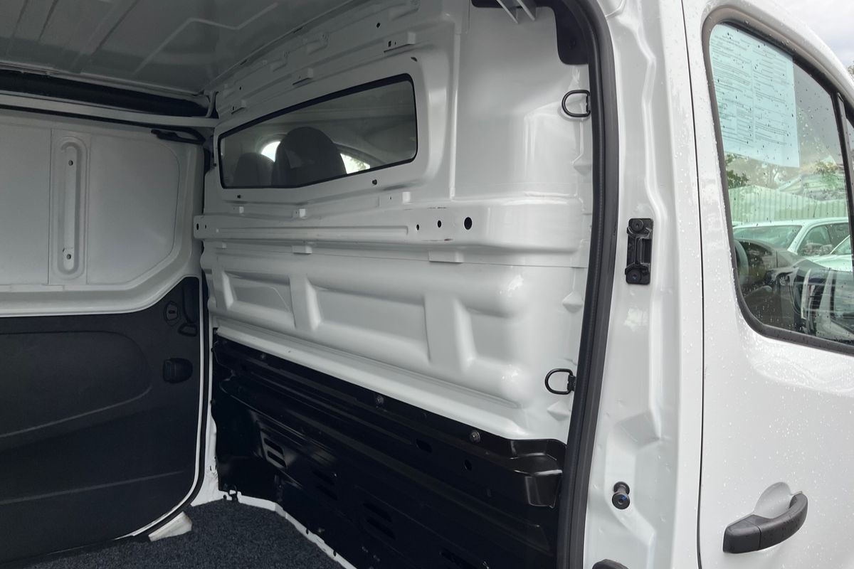 2023 Renault Trafic Pro X82 SWB Low Roof