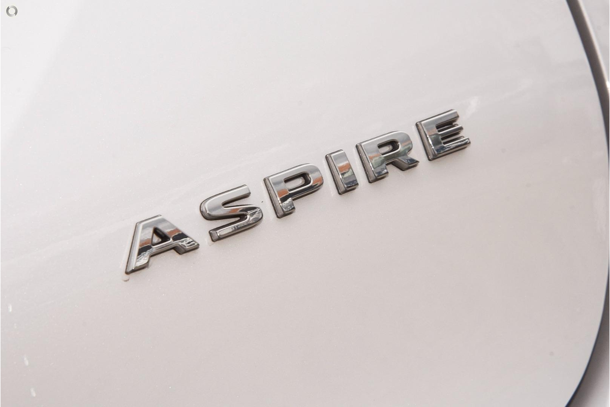 2025 Mitsubishi Outlander Aspire ZM