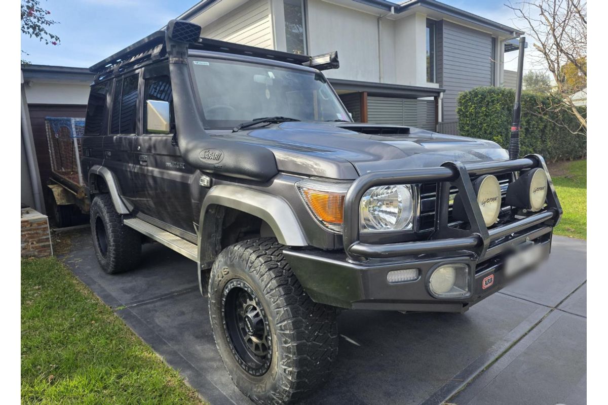 2019 Toyota Landcruiser GXL VDJ76R